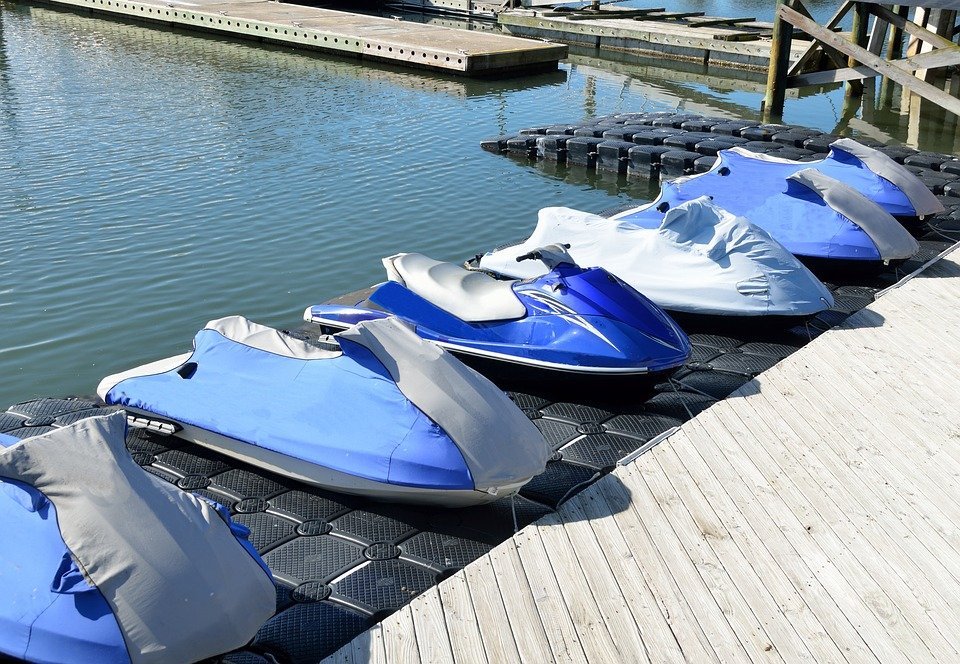 Crédit jet ski : les bons conseils avant d'acheter